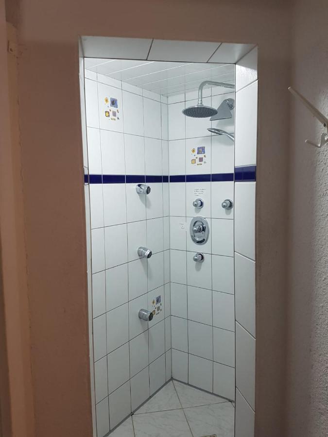 Appartamento Elw Sonnig,Terasse, Bis Zu 13 Schlafpl. Obergroningen Esterno foto